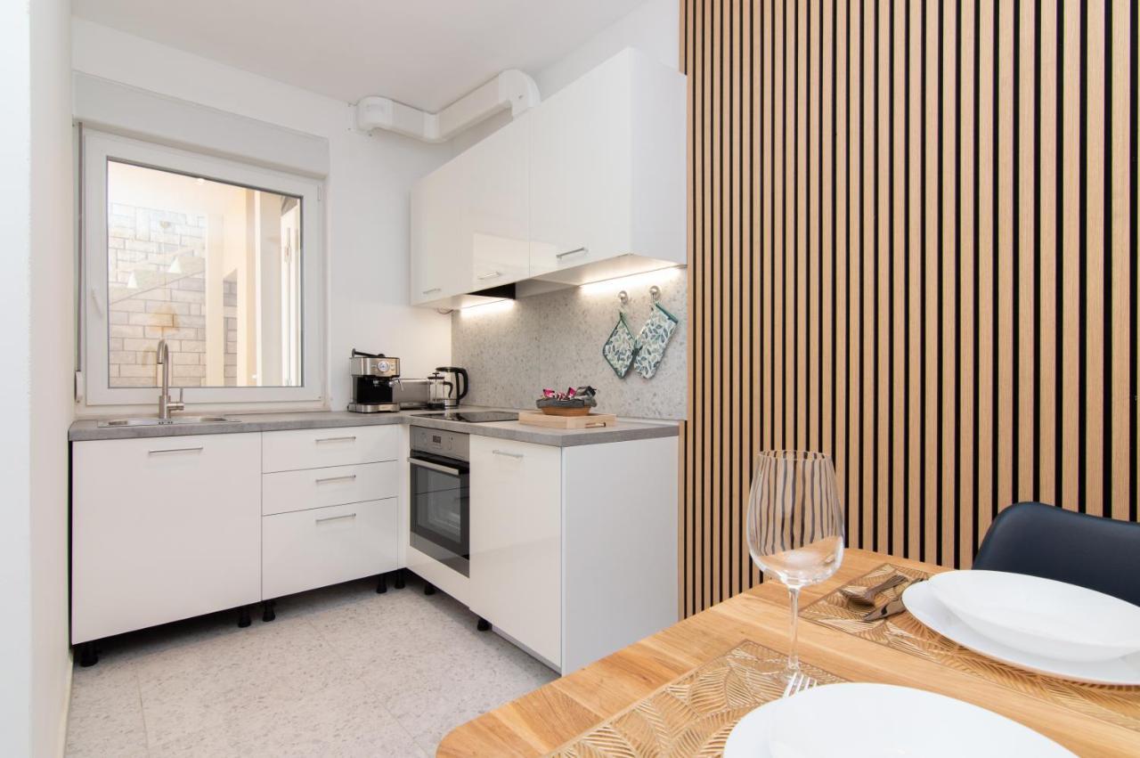 The Rose Garden Apartment *