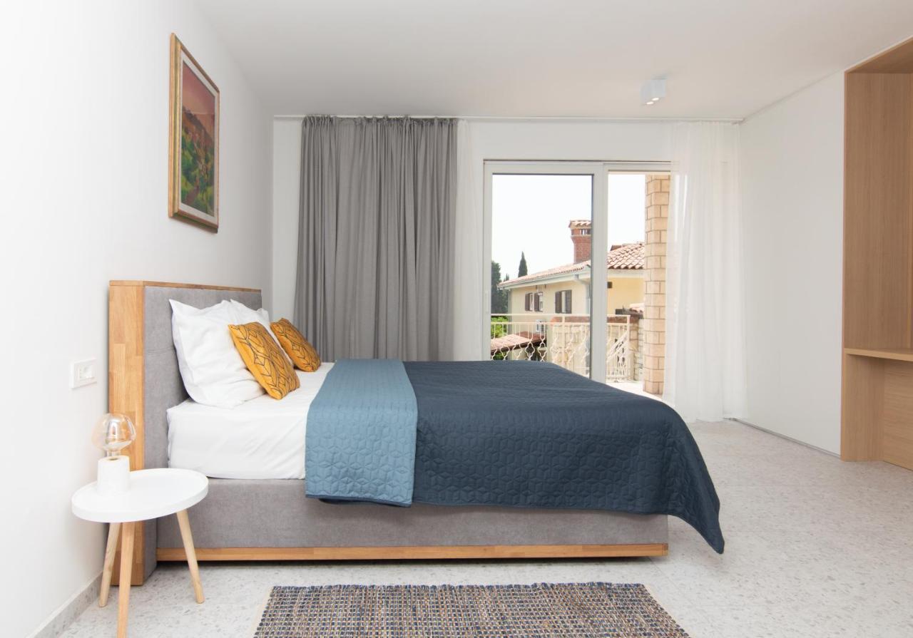 The Rose Garden Apartment *